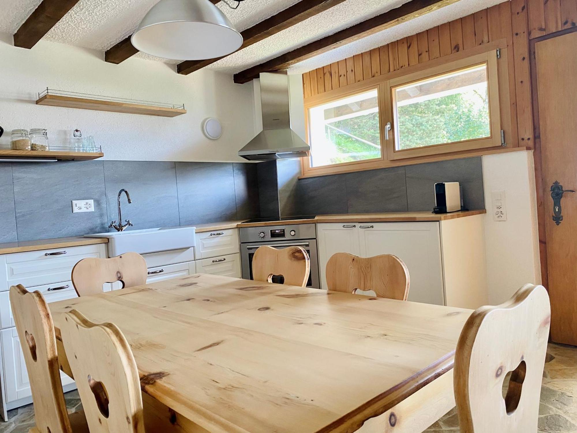 Eco Lodge With Jacuzzi And View In The Swiss Alps Grone Ngoại thất bức ảnh